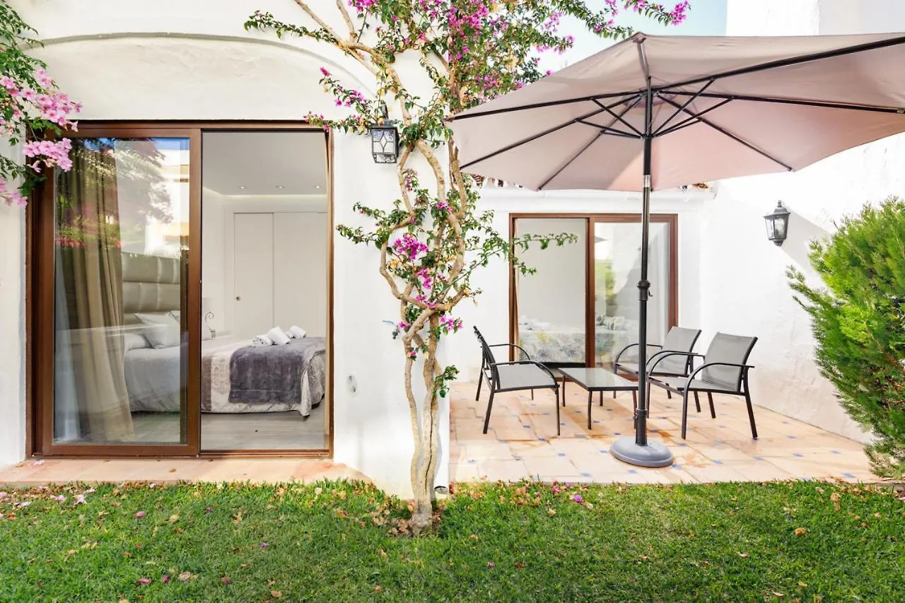 아파트 Estepona - Playa - Villa De 2 Dormitorios Con Terrazas Al Lado Del Mar Al7