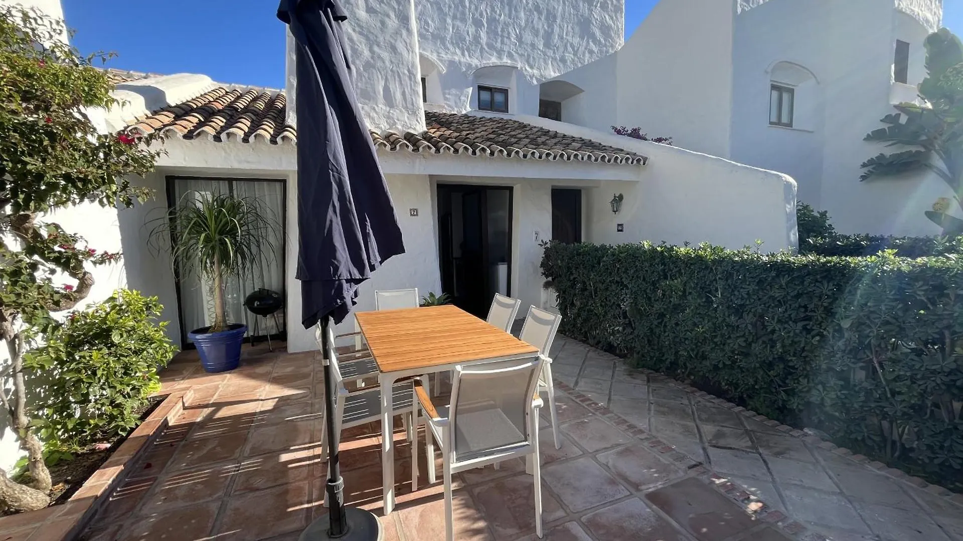 아파트 Estepona - Playa - Villa De 2 Dormitorios Con Terrazas Al Lado Del Mar Al7