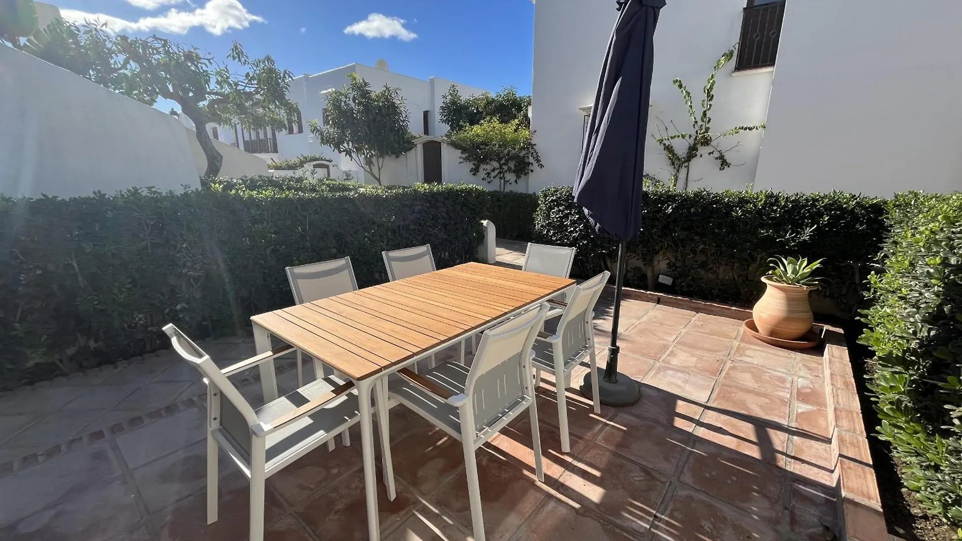 Estepona - Playa - Villa De 2 Dormitorios Con Terrazas Al Lado Del Mar Al7 Apartman
