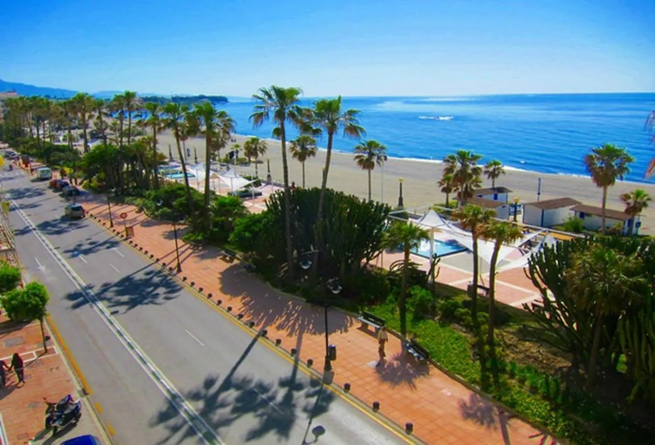 Estepona - Playa - Villa De 2 Dormitorios Con Terrazas Al Lado Del Mar Al7 Apartman